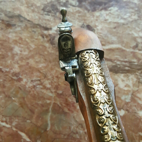 Antique gun (not real) - Picture 4 of 4