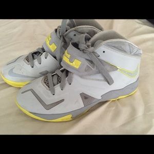 Lebron James -Nike High tops