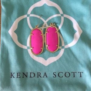 Elle earrings, Kendra Scott, Magenta