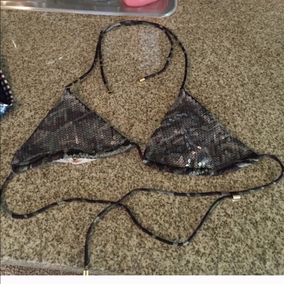 Bathing suit top