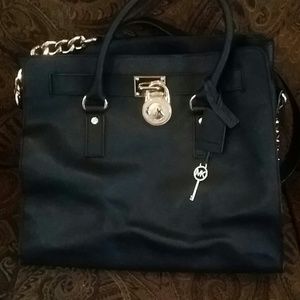 Authentic  Michael Kors Hamilton  Bag Gold Hardwar