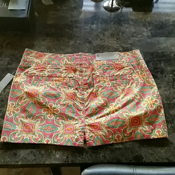 Mini-skirt - Picture 2 of 4