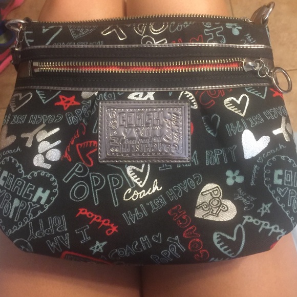 Coach poppy purse!