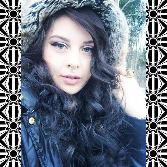 Meet your Posher, Brittany