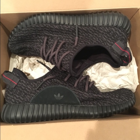 Yeezy boost 350 pirate black size 10
