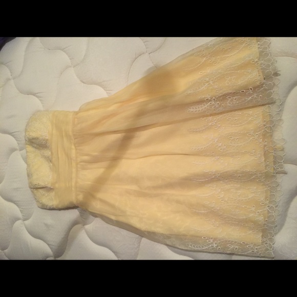 Yellow spring dress