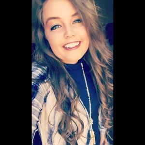 Meet your Posher, Haley