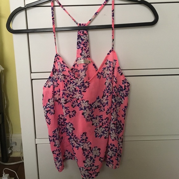 Pink tank top