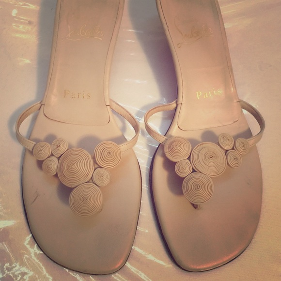 SOLD!!!! CL Kitten sandals