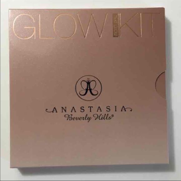 Anastasia Beverly Hills glow kit