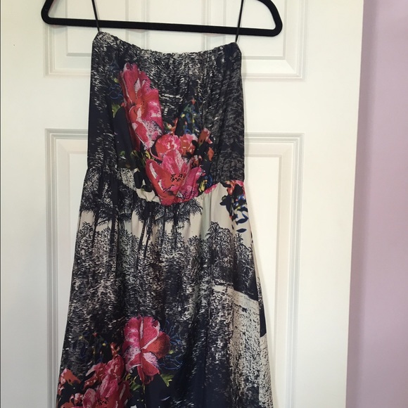 NWT CUSP by Neiman Marcus Silky Dress - Picture 1 of 4