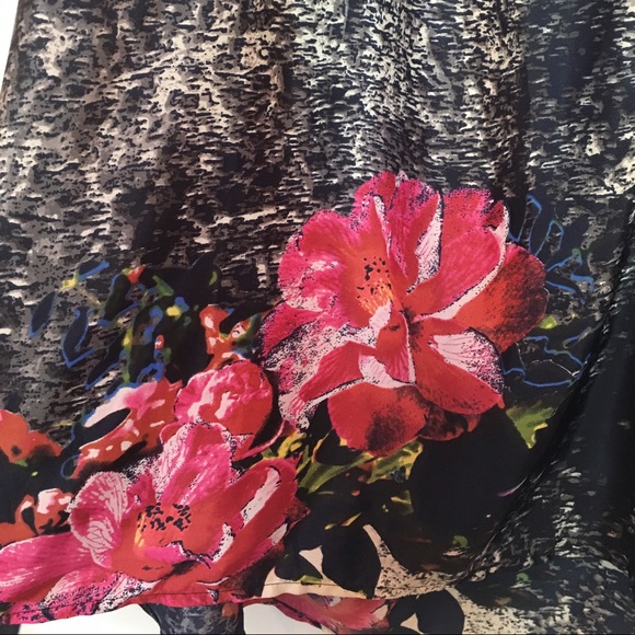 NWT CUSP by Neiman Marcus Silky Dress - Picture 2 of 4