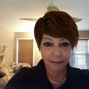 Meet your Posher, Josefina