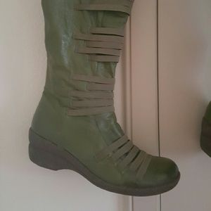 Unusual leather boot