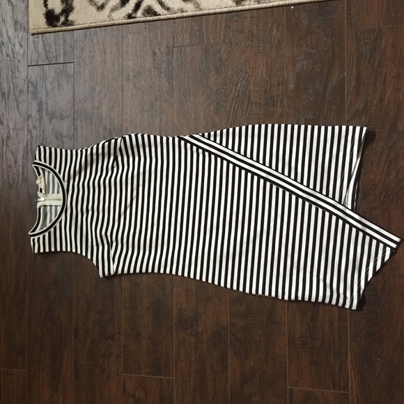 Tea n Cup Dresses & Skirts - Yea & cup striped dress