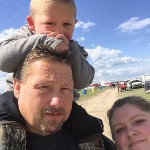 Meet your Posher, Mickey an linda