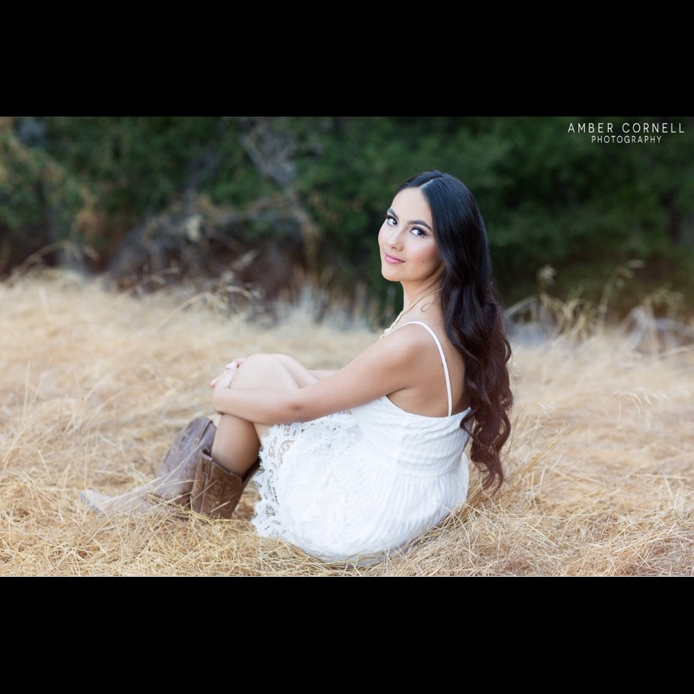 Meet your Posher, Isabel