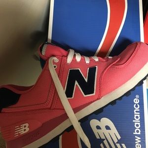 Pink with Navy logo New Balance classics
