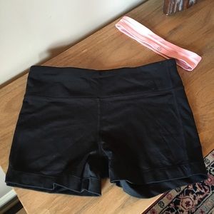 NWOT Athleta shorts