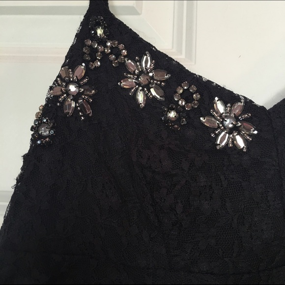 NWOT Topshop Beaded Crop - Picture 2 of 3