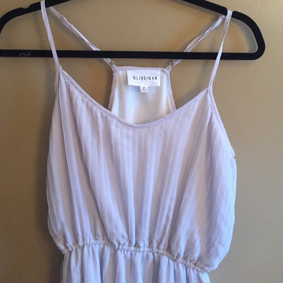 Olive and Oak pleated/light and airy summer dress