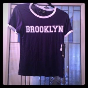 Brooklyn tee in navy