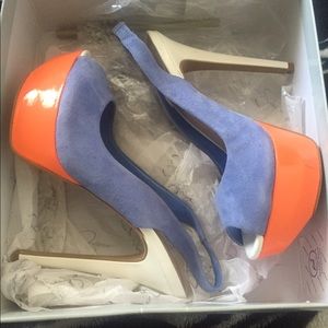 Jessica Simpson heels