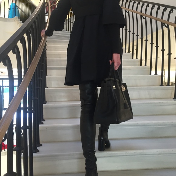 Meet your Posher, Lori - Picture 1 of 1