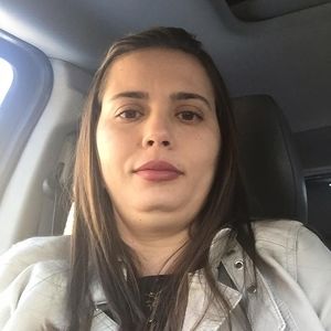 Meet your Posher, Elenice