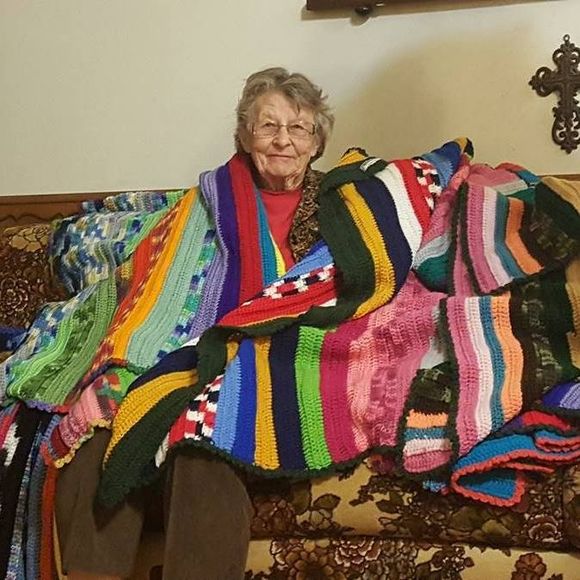 Meet your Posher, Tina - Picture 1 of 1