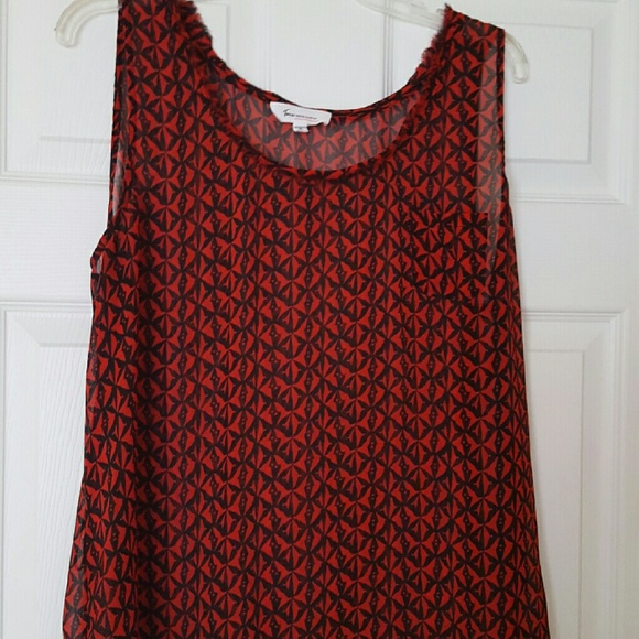 Sleeveless blouse