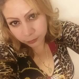 Meet your Posher, Manuela