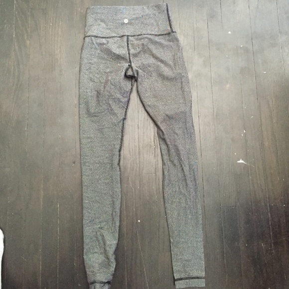 Grey lulu lemon leggings