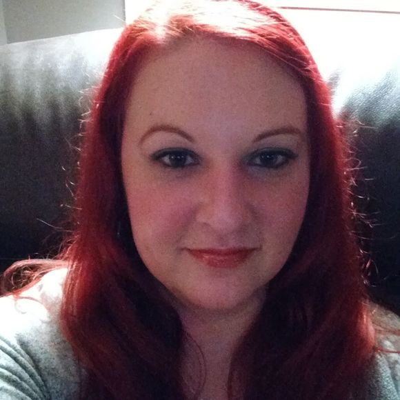 Meet your Posher, Janet - Picture 1 of 1