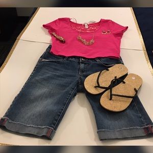 Abercrombie & Fitch capris..a shirt and flip flops