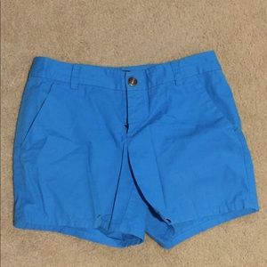 Gap size 6 shorts