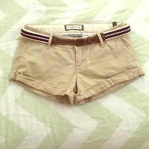 Never worn w/ tag shorts!
