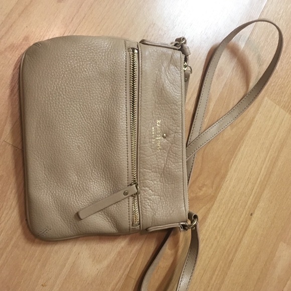 Kate Spade cross body bag cheaper on merc!! - Picture 1 of 4