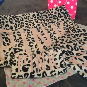 Victoria's Secret towel sent