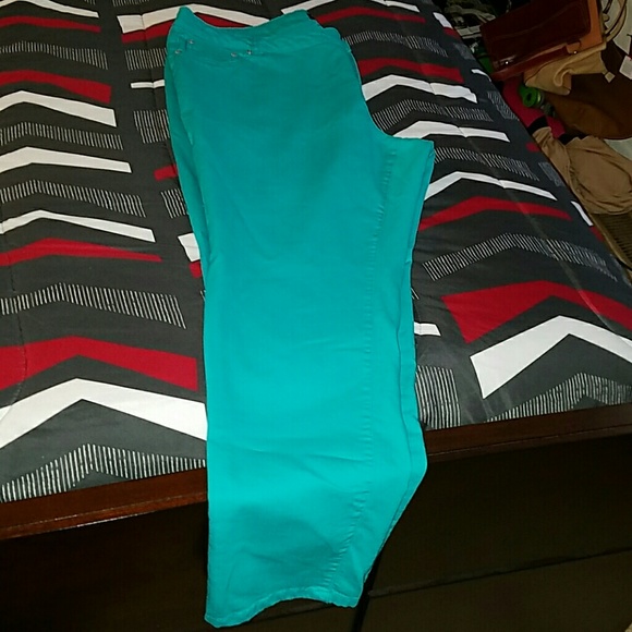 **SOLD** Jeggings