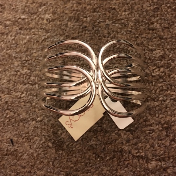 Stylish Silver bracelet cuff