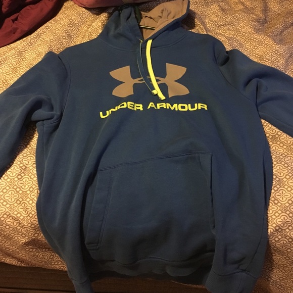 Under Armour Sweaters - Under armour hoodie