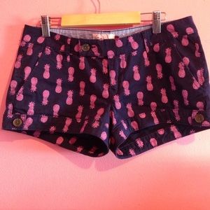 Navy pineapple short