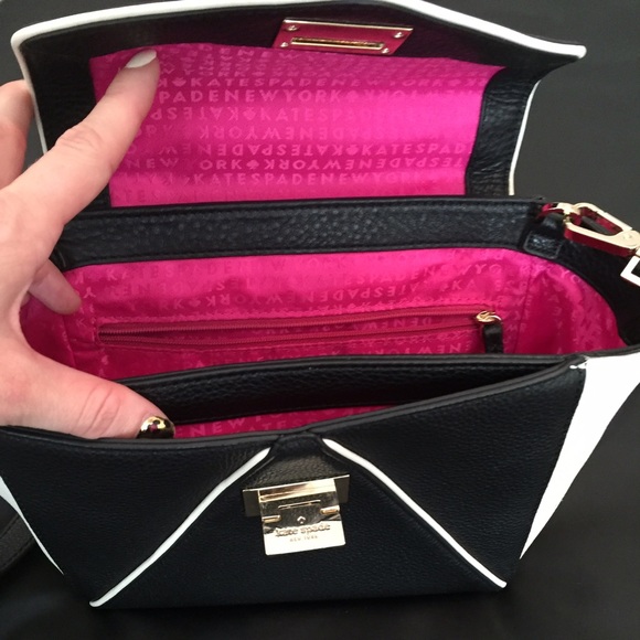 Sold - Picture 3 of 4