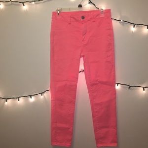 NWOT💕American Eagle High Rise Crop Pink Jeggings