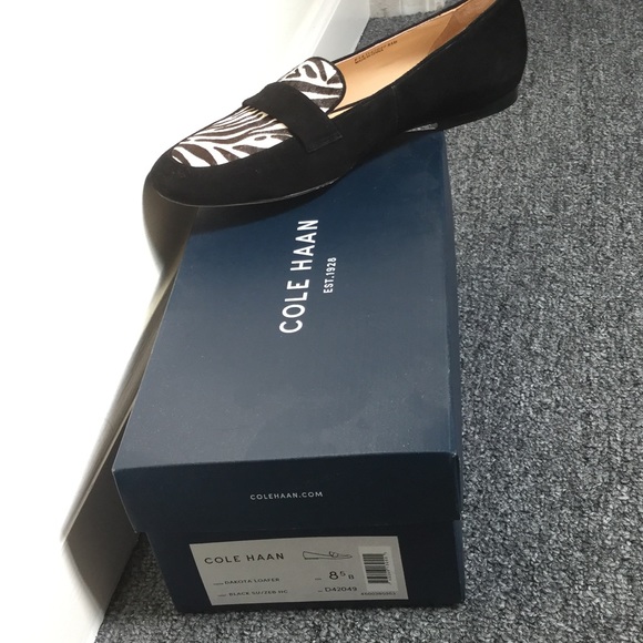 Cole Haan -  8.5B - Dakota Loafer - Picture 4 of 4