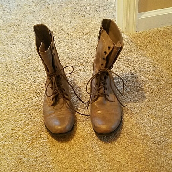 Steve Madden combat boots