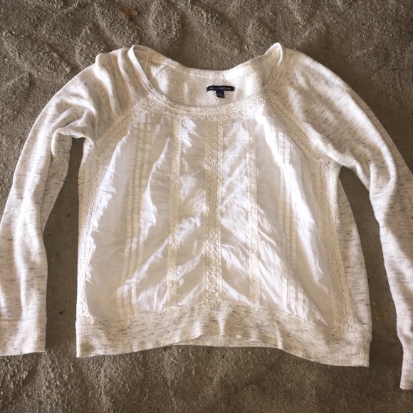 American Eagle Sweater