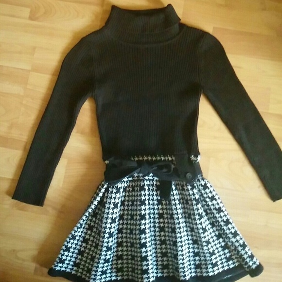 Little girls' sweater dress🐼