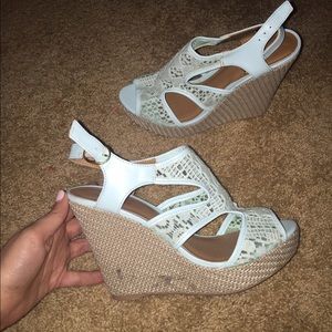 Teal Wedges Size 7.5